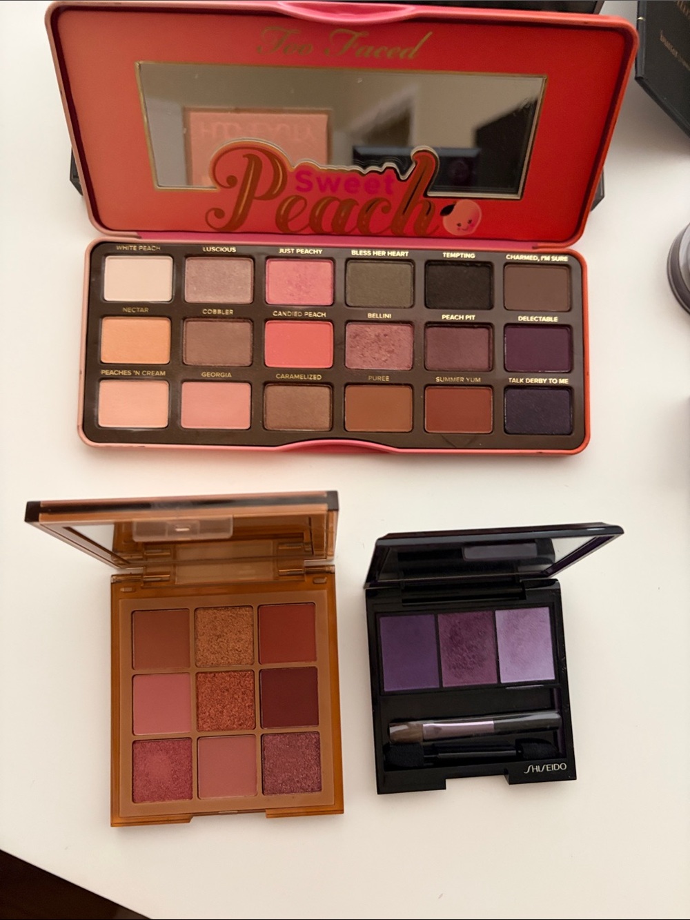 Eye shadow collection, urban decay, huda beauty, too faced, butter, and more - Picture 2 of 7